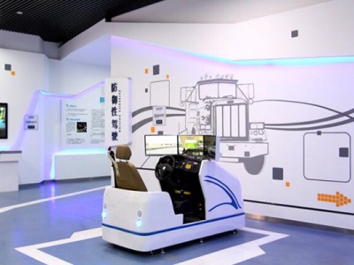 東方時尚駕校防御性駕駛操作