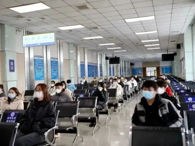 東方時尚駕校的學員這樣學習科目一,考了滿分