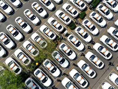 北京東方時尚駕校教你:科目二停車刷卡怎么操作