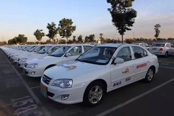 東方時(shí)尚駕校：學(xué)車有竅門 民警為你詳解考駕攻略