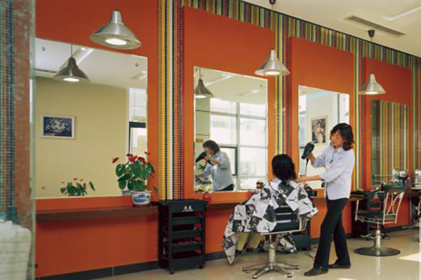 東方時(shí)尚駕校