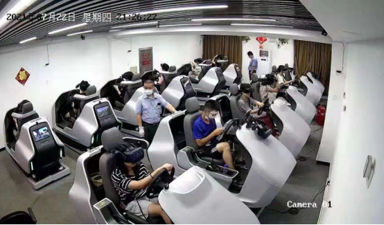 北京東方時尚駕校學(xué)車價格表